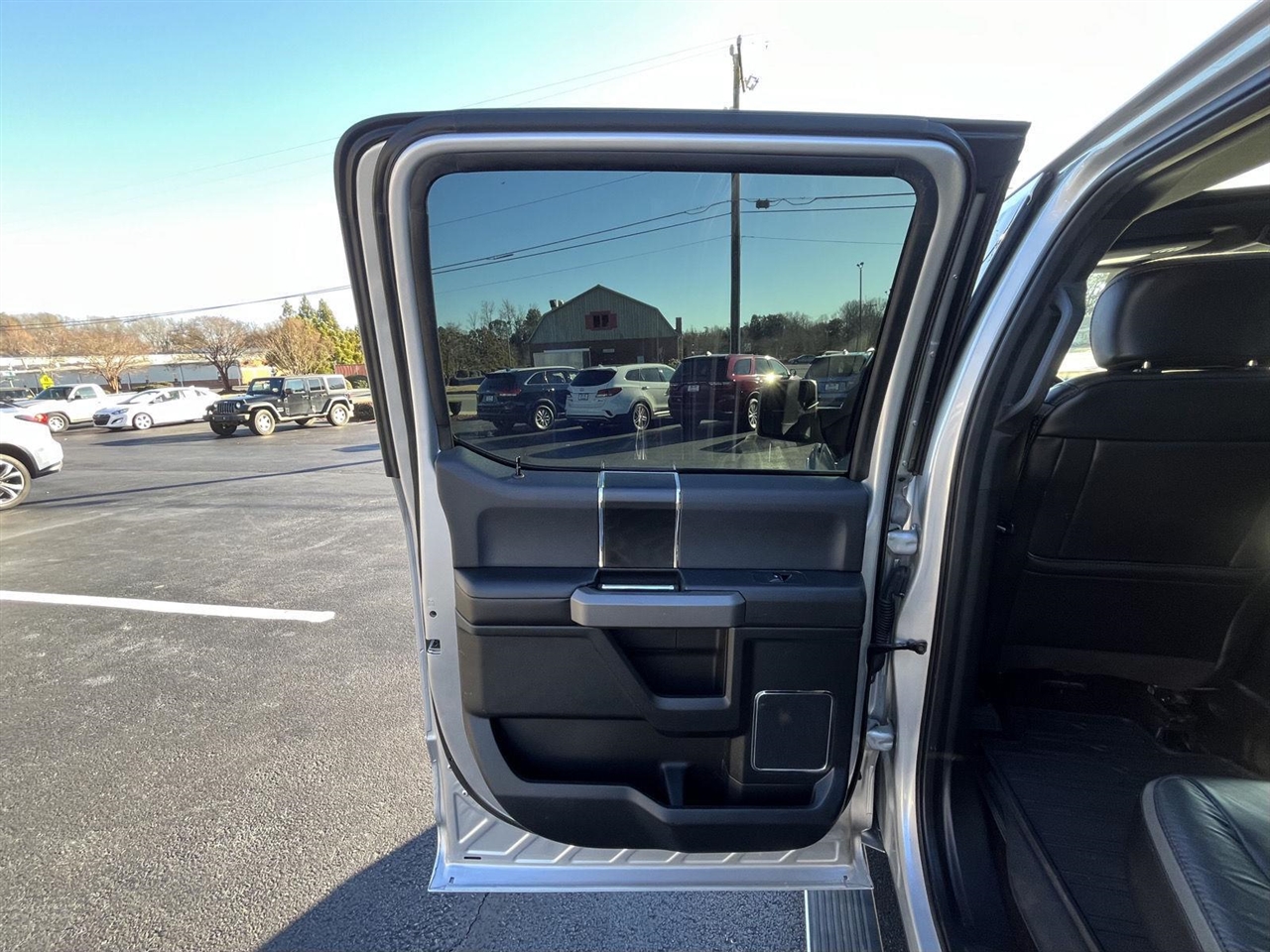 Ford F-150 Platinum SuperCrew 5.5-ft. Bed 4WD 2019