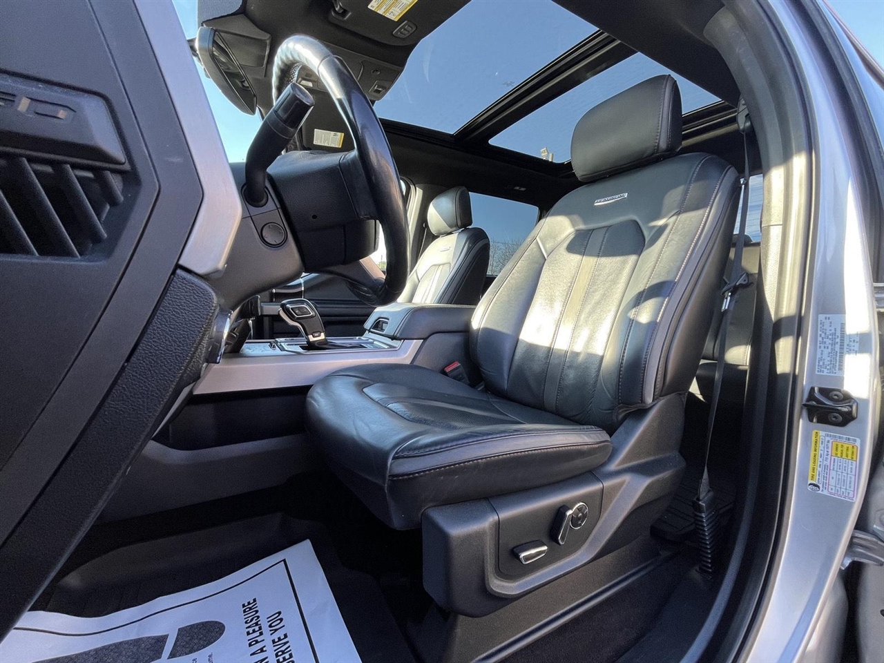 Ford F-150 Platinum SuperCrew 4WD 2019