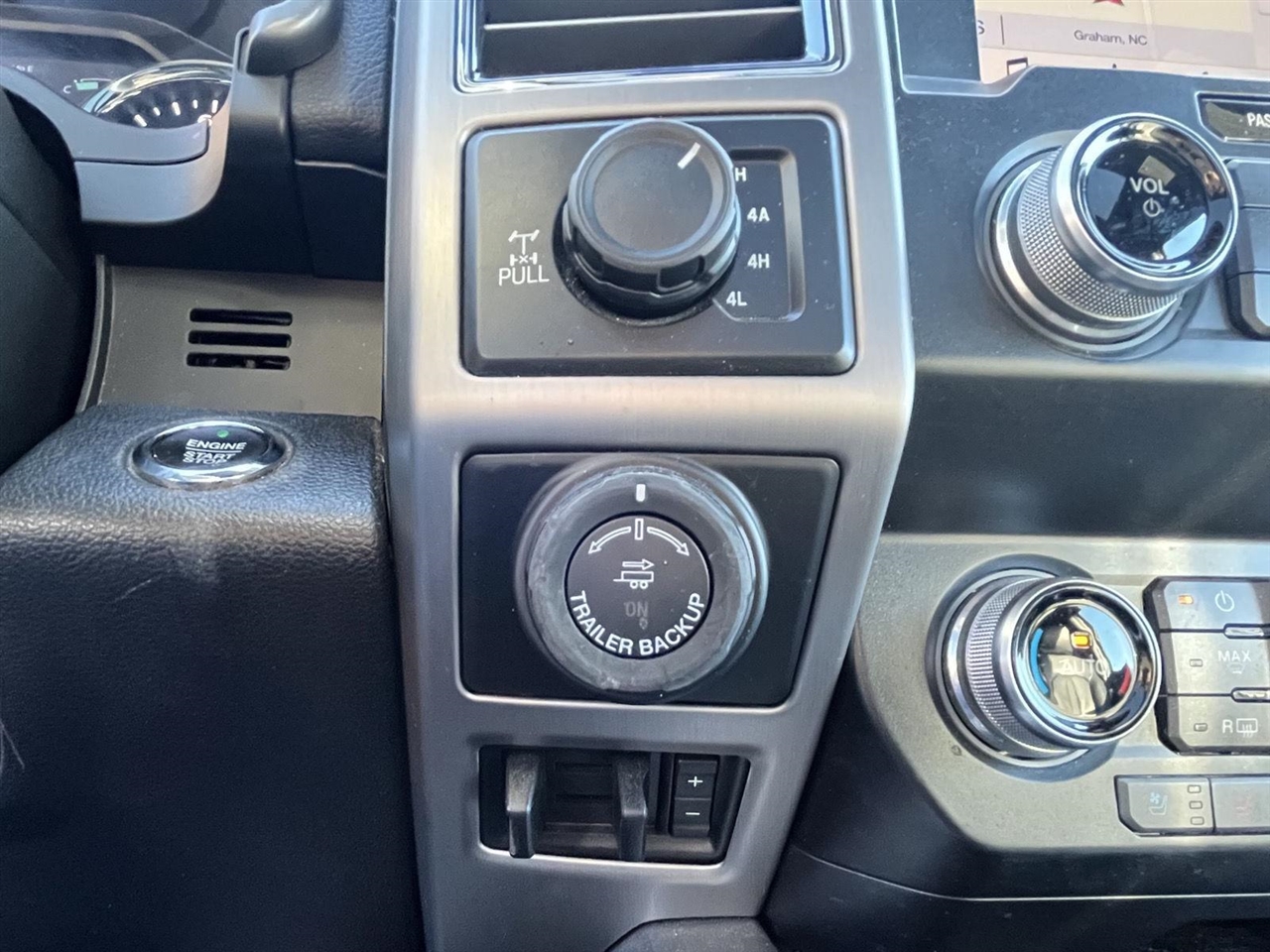 Ford F-150 Platinum SuperCrew 4WD 2019