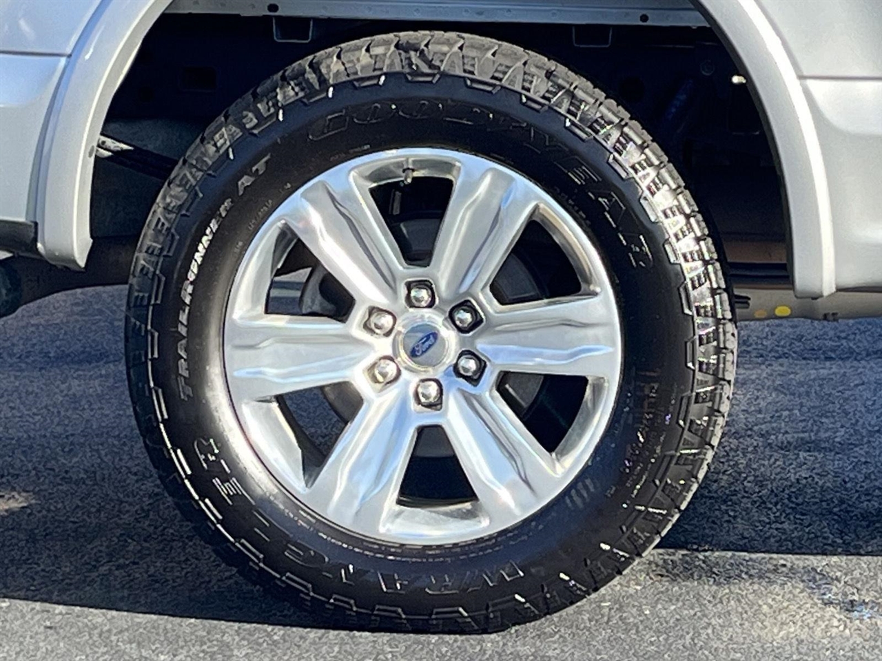 Ford F-150 Platinum SuperCrew 4WD 2019