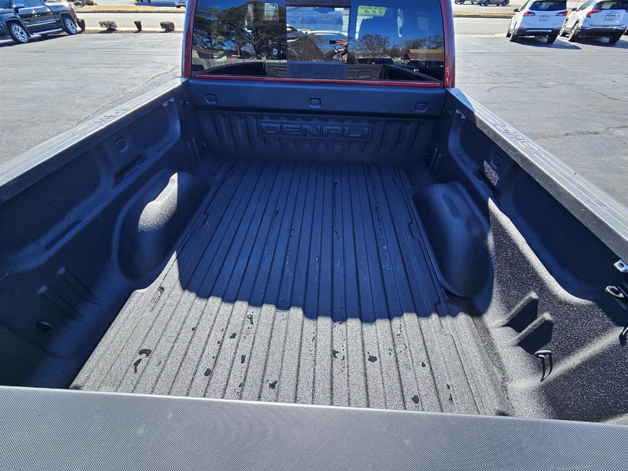 GMC Sierra 1500 Denali Crew Cab 4WD 2017