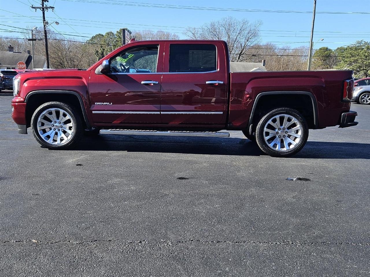 GMC Sierra 1500 Denali Crew Cab 4WD 2017