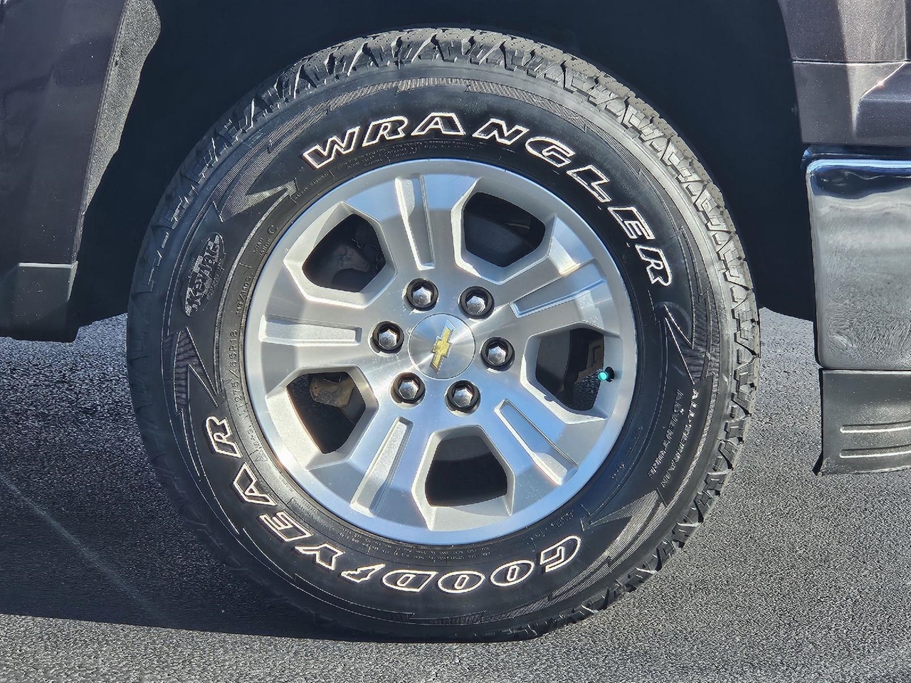 Chevrolet Silverado 1500 LT Crew Cab 4WD 2015