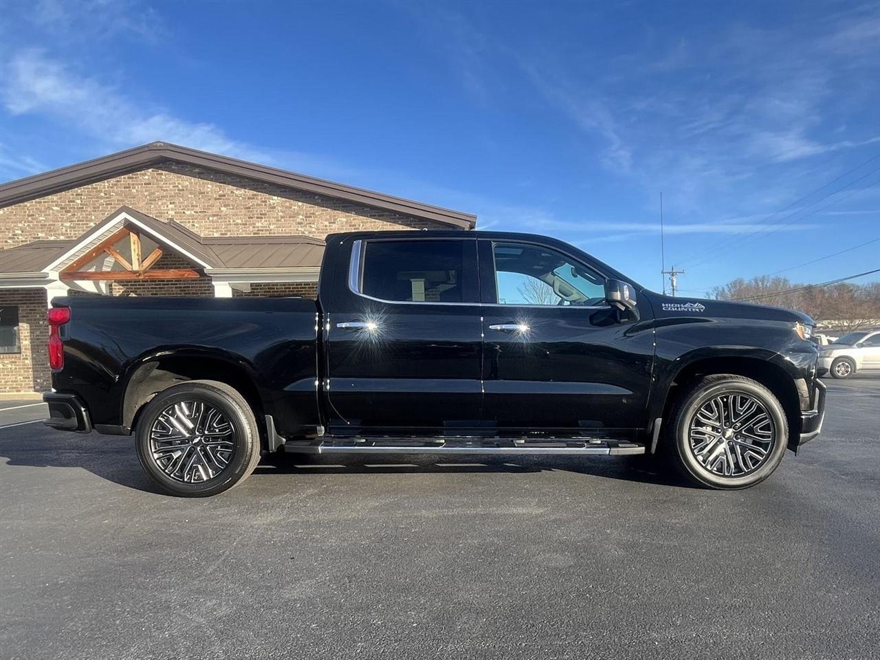 Chevrolet Silverado 1500 High Country Crew Cab 4WD 2019