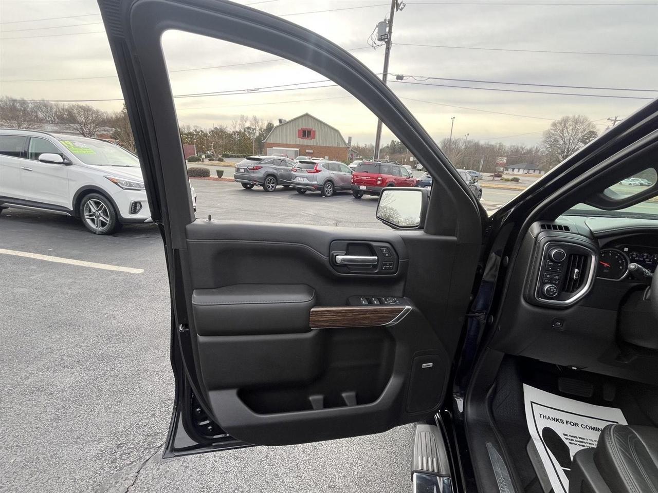 Chevrolet Silverado 1500 High Country Crew Cab 4WD 2019