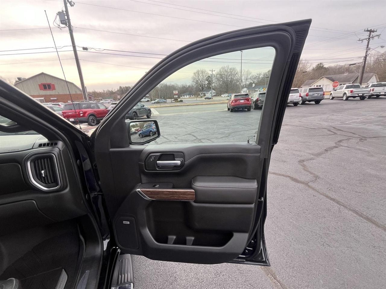 Chevrolet Silverado 1500 High Country Crew Cab 4WD 2019