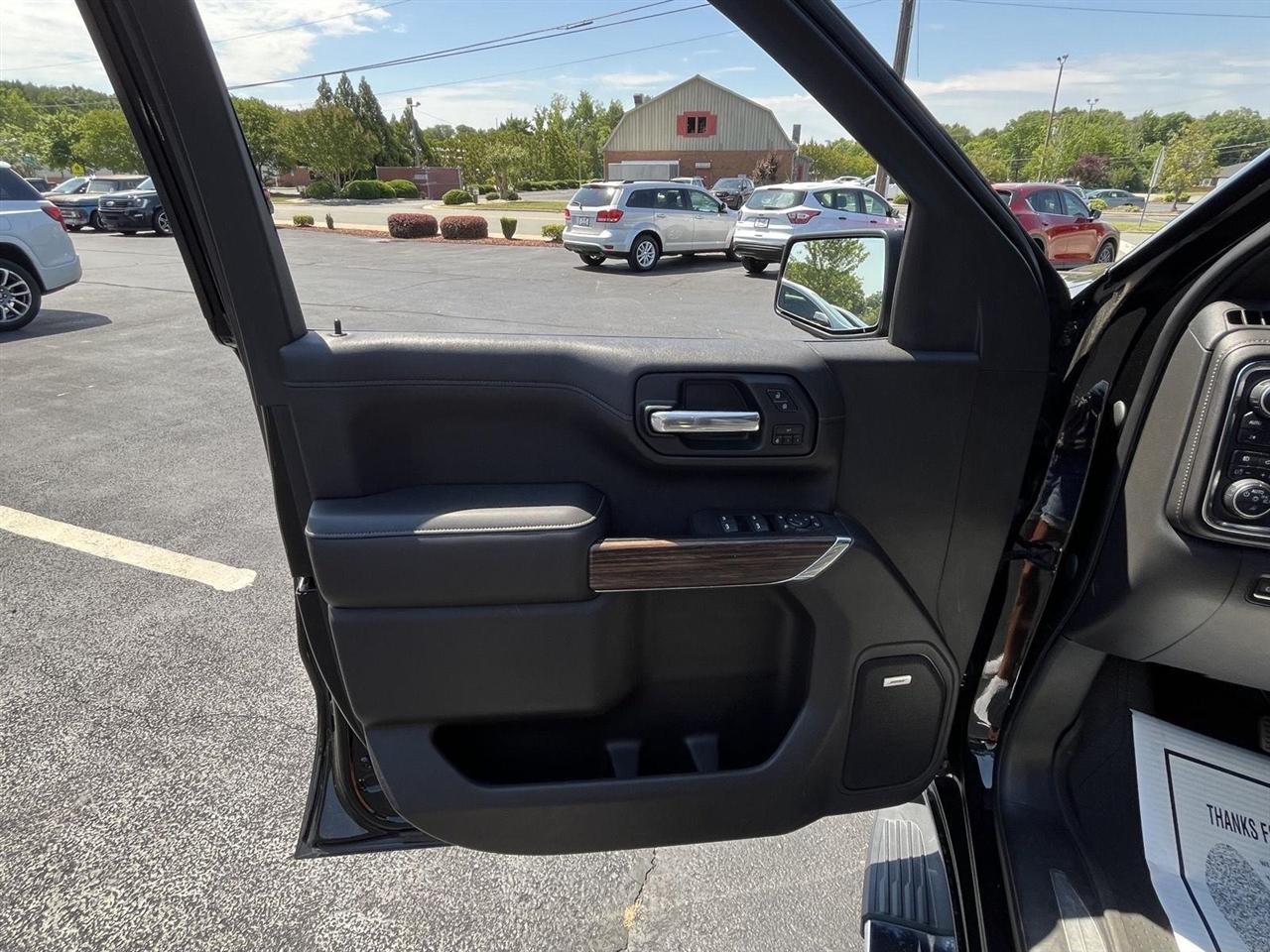 Chevrolet Silverado 1500 High Country Crew Cab 4WD 2019