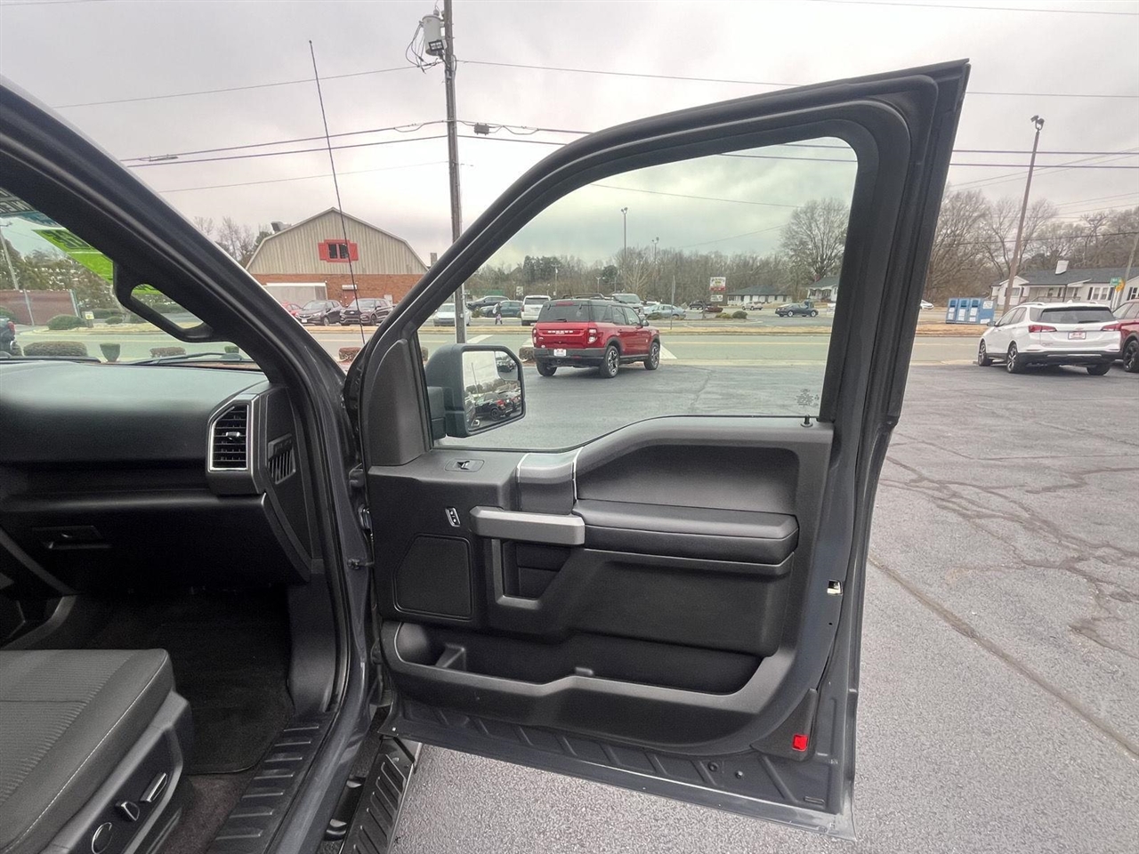 Ford F-150 Lariat SuperCab 8-ft. 4WD 2016