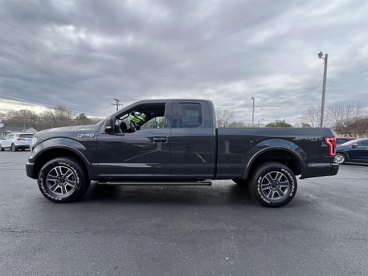 Ford F-150 XLT SuperCab 4WD 2016
