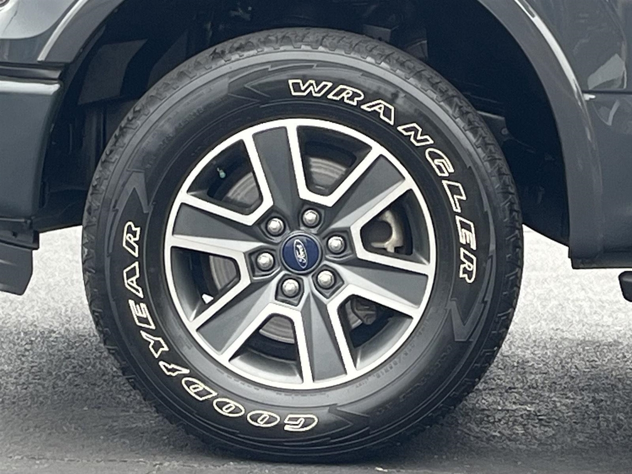 Ford F-150 XLT SuperCab 4WD 2016