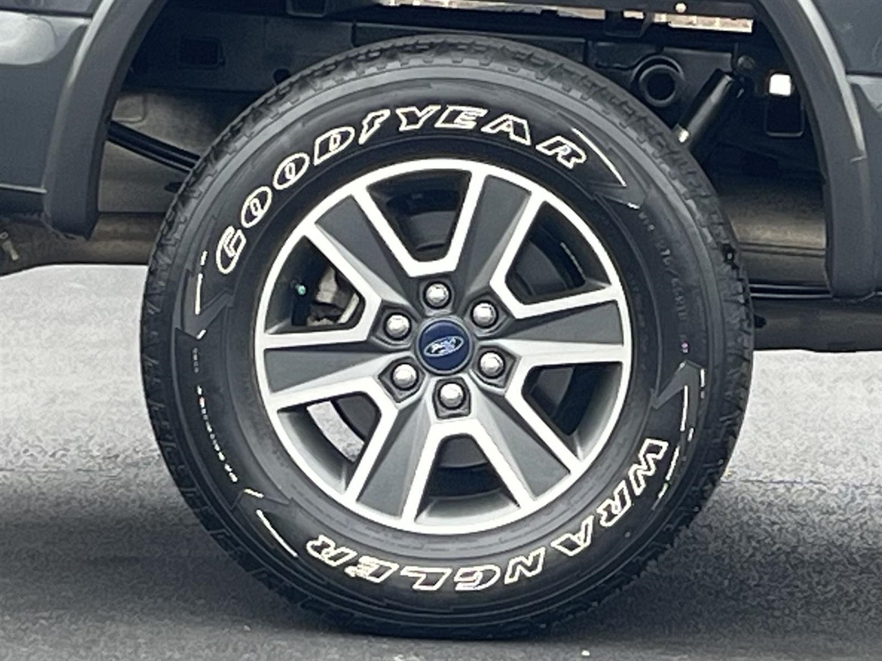 Ford F-150 XLT SuperCab 4WD 2016