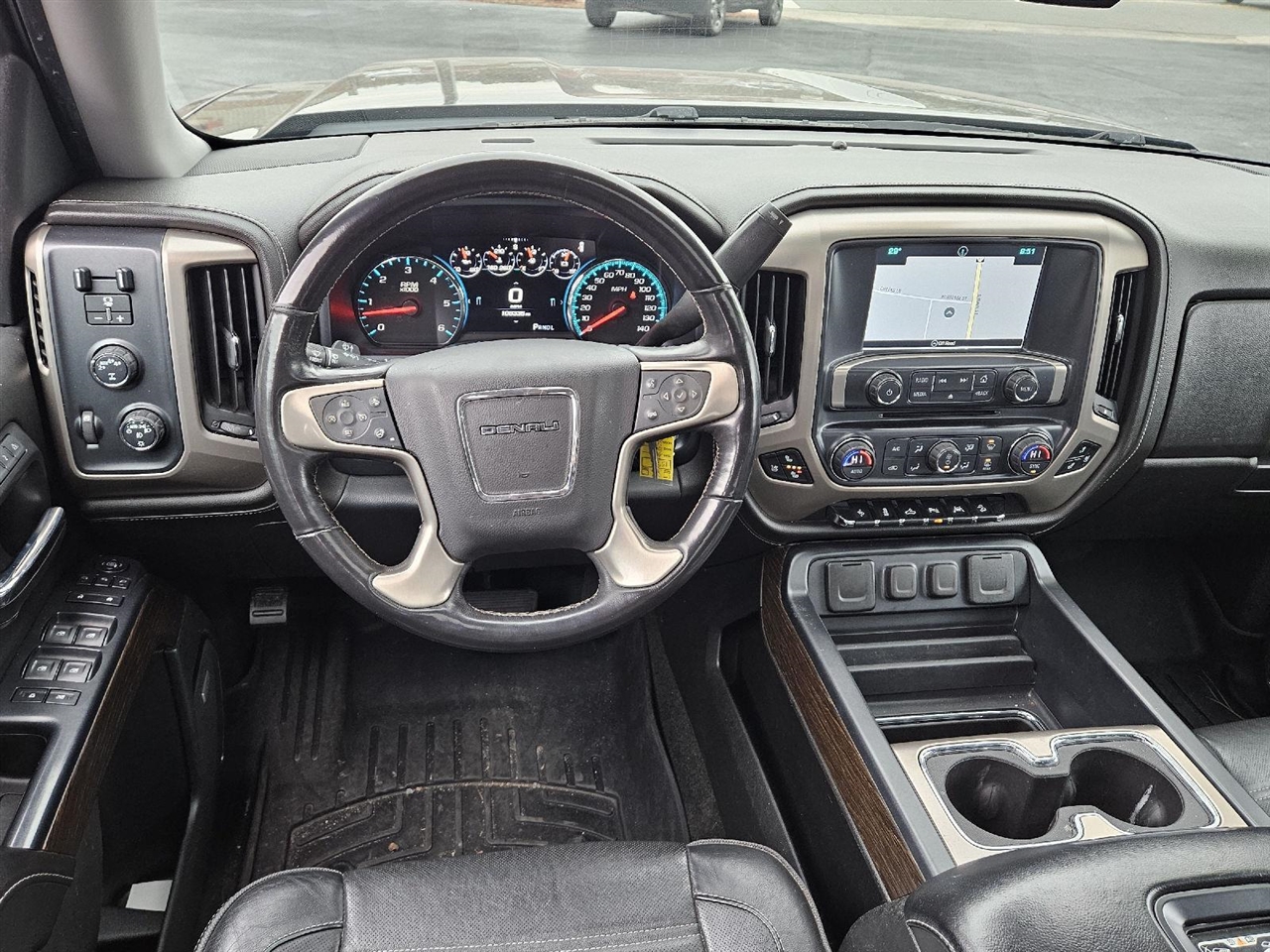 GMC Sierra 1500 Denali Crew Cab Long Box 4WD 2017