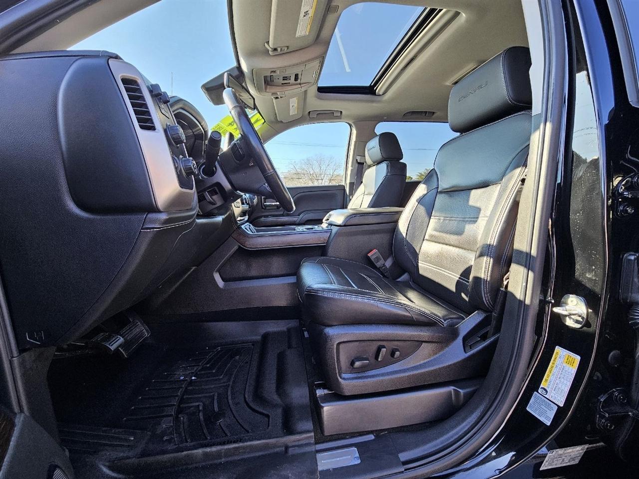 GMC Sierra 1500 Denali Crew Cab 4WD 2017