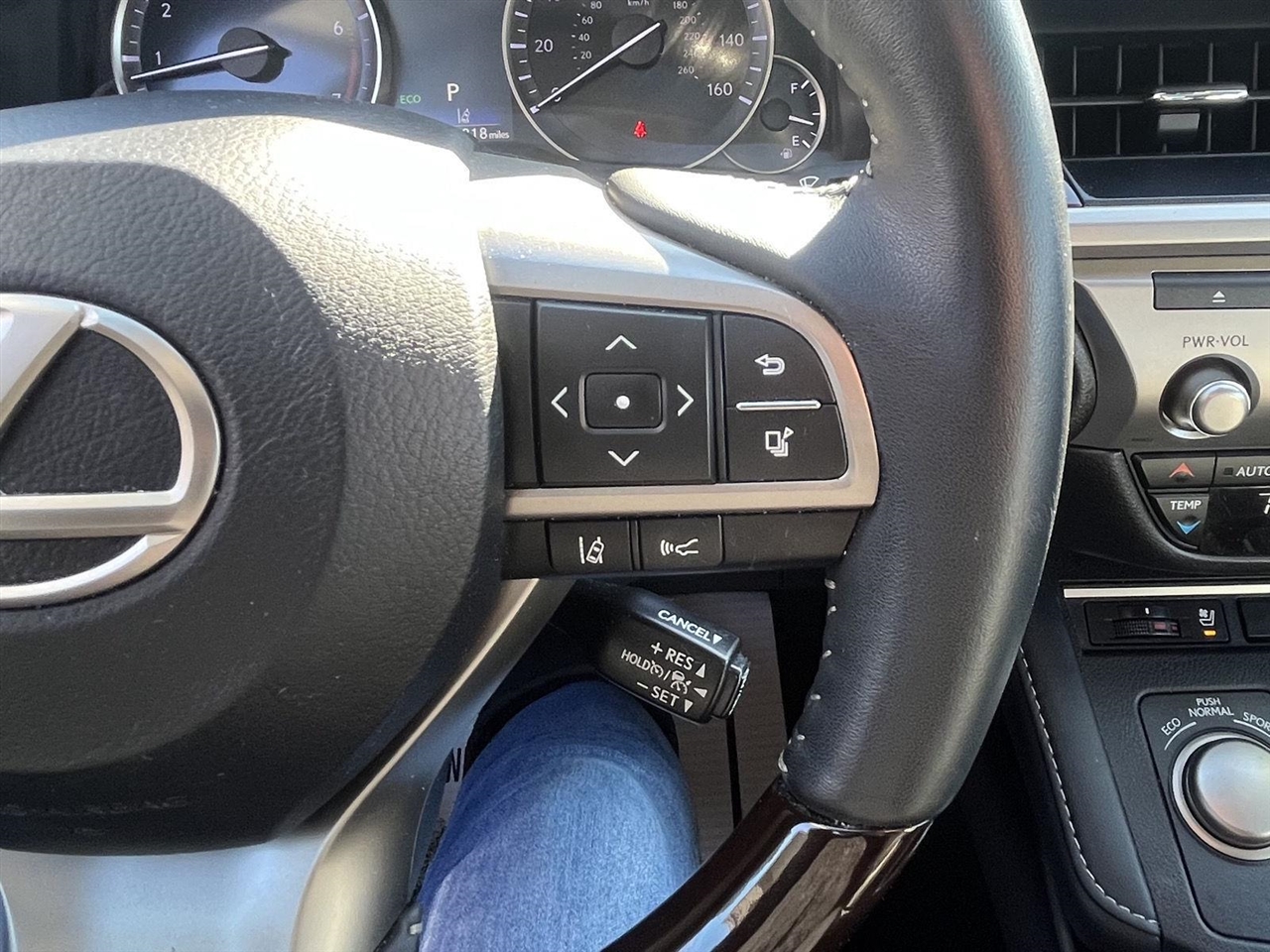 Lexus ES 350 Sedan 2018