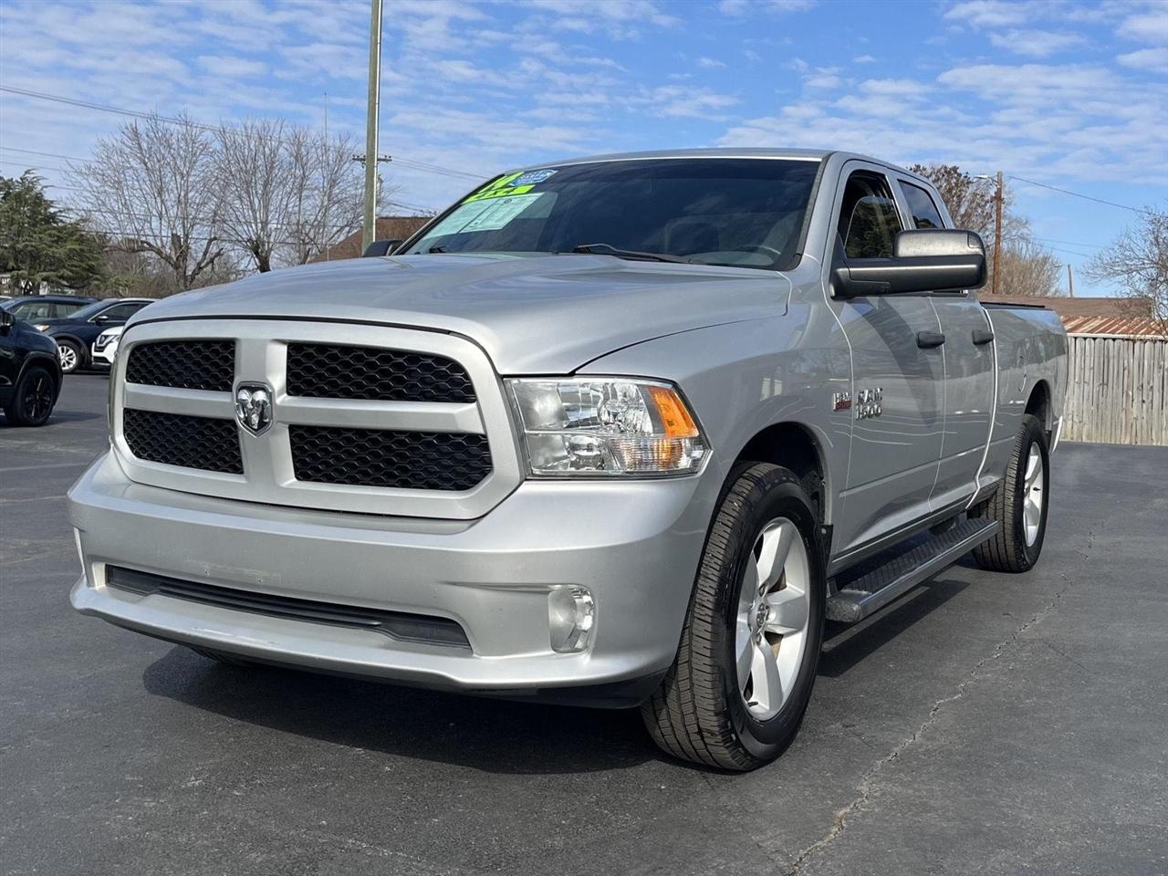 RAM 1500 Tradesman Quad Cab 4WD 2014