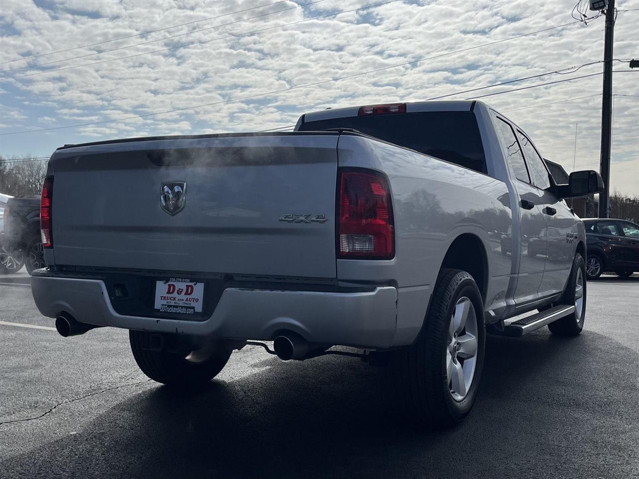 RAM 1500 Tradesman Quad Cab 4WD 2014