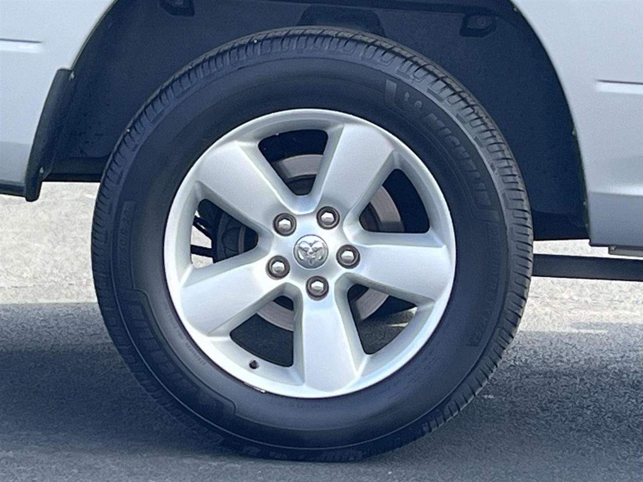 RAM 1500 Tradesman Quad Cab 4WD 2014