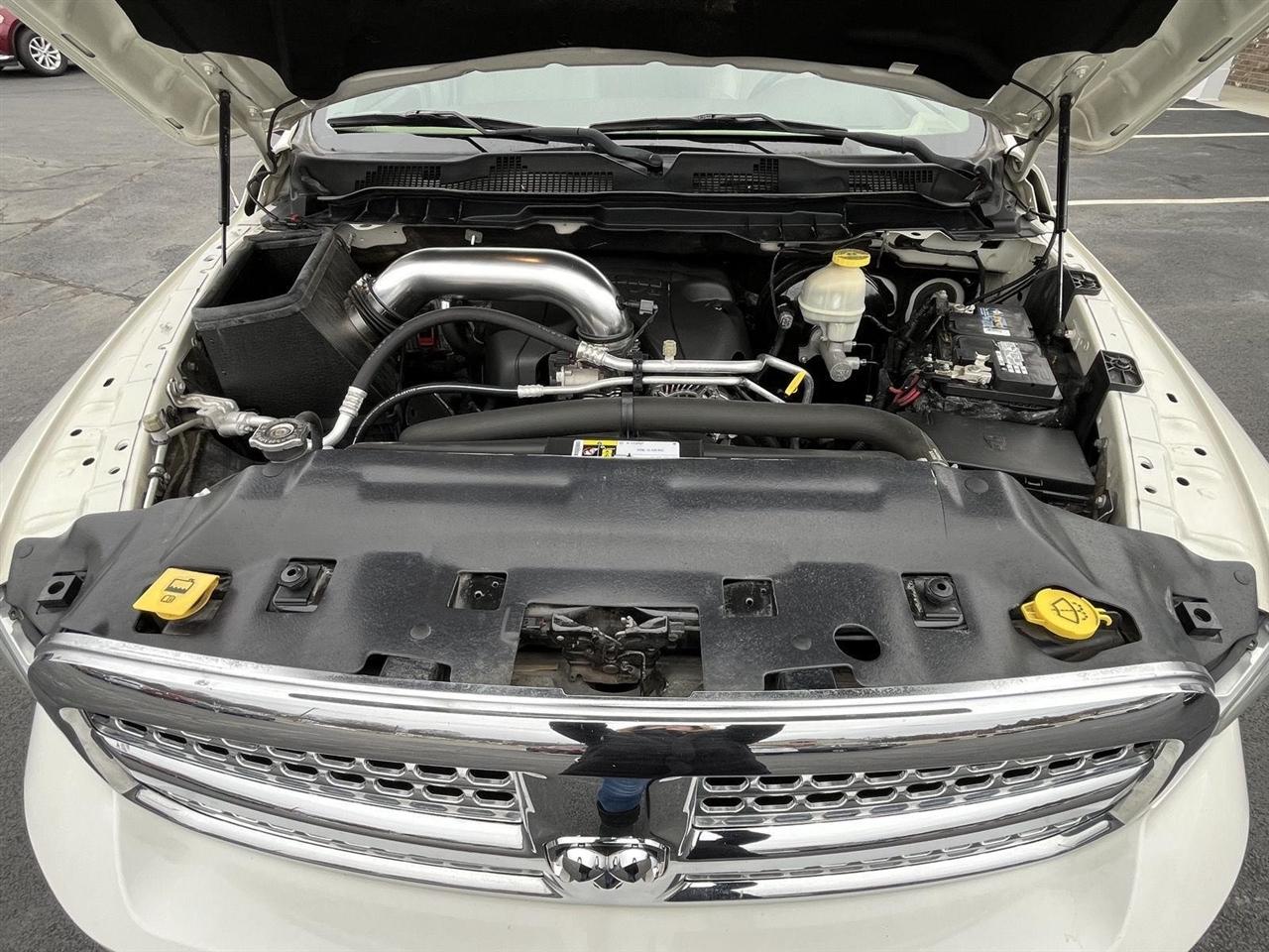 RAM 1500 Laramie Crew Cab SWB 4WD 2017