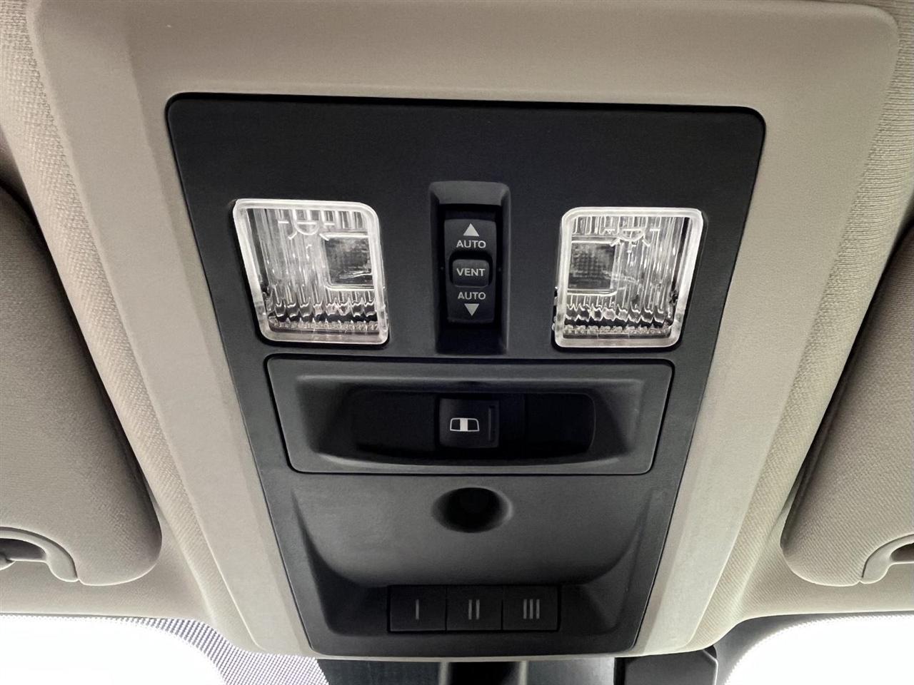 RAM 1500 Laramie Crew Cab SWB 4WD 2017