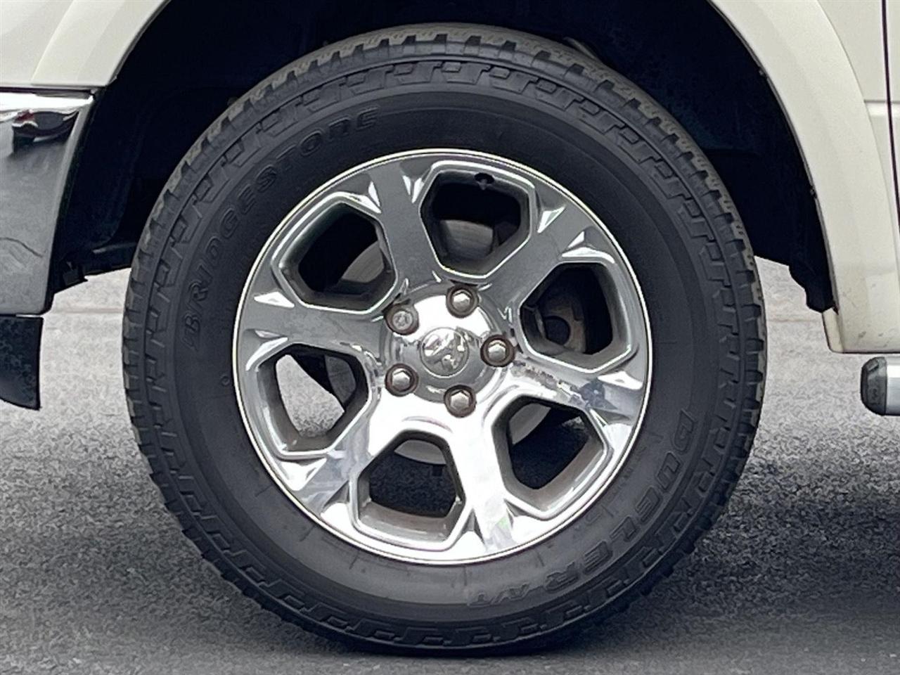 RAM 1500 Laramie Crew Cab SWB 4WD 2017