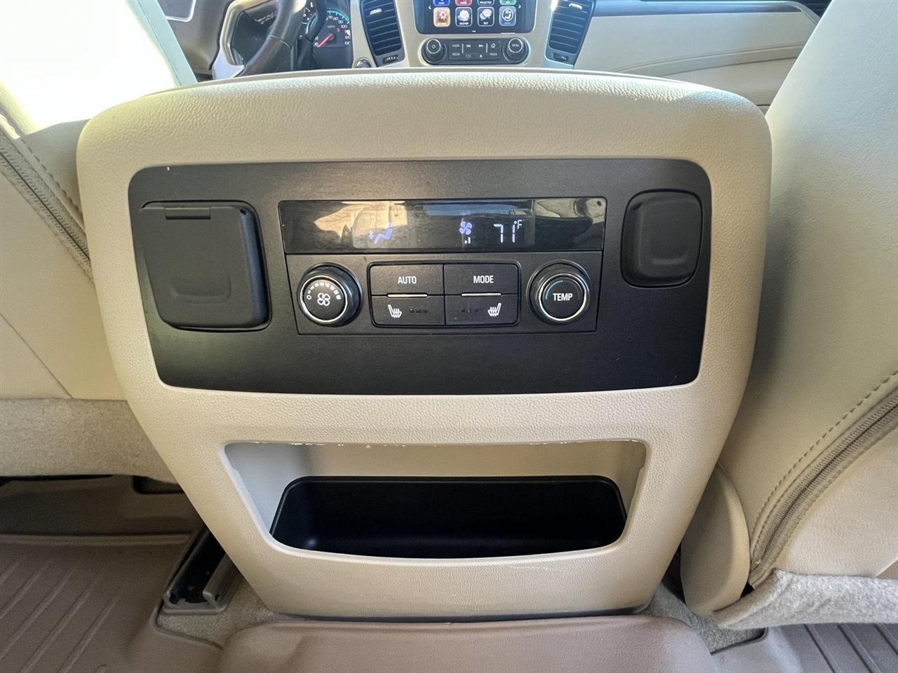 GMC Yukon Denali 4WD 2018