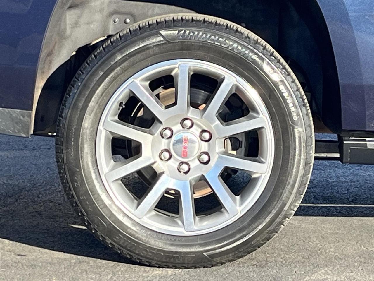 GMC Yukon Denali 4WD 2018