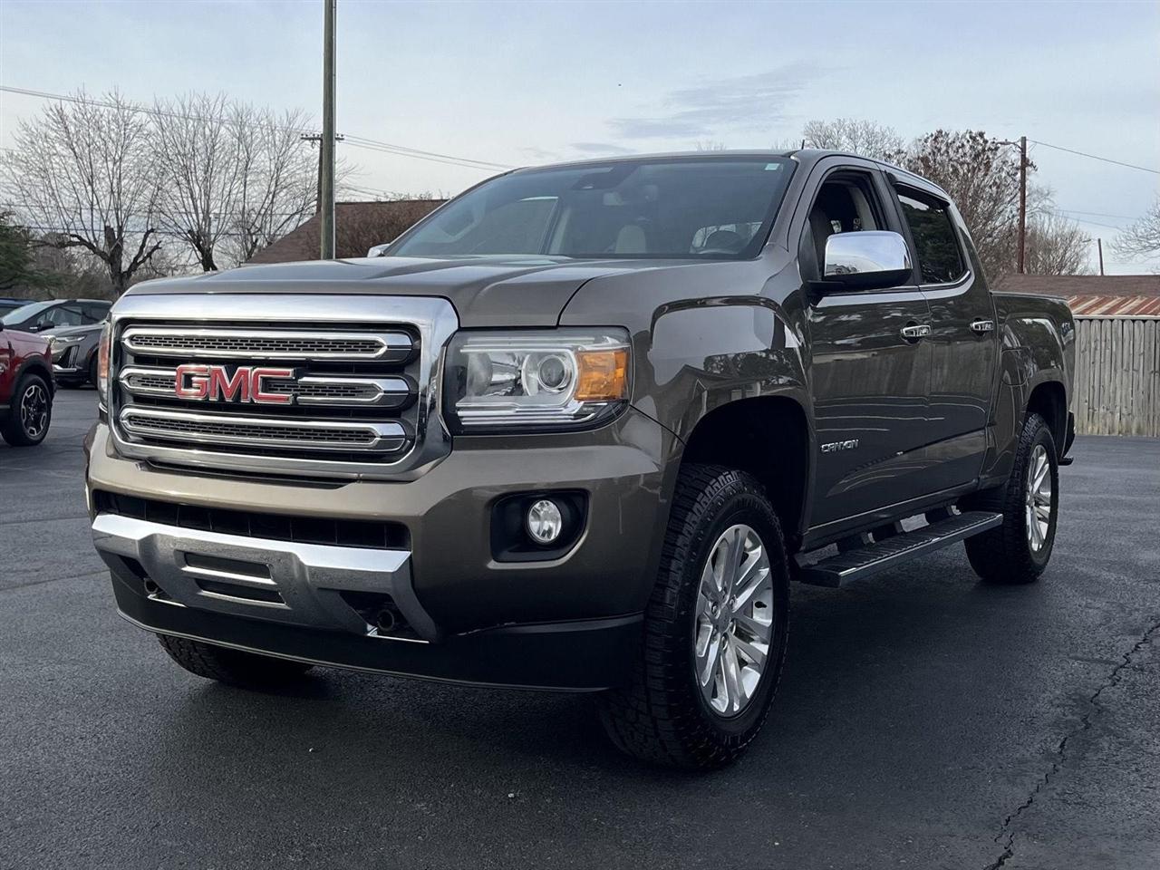 GMC Canyon SLT Crew Cab 4WD Short Box 2017
