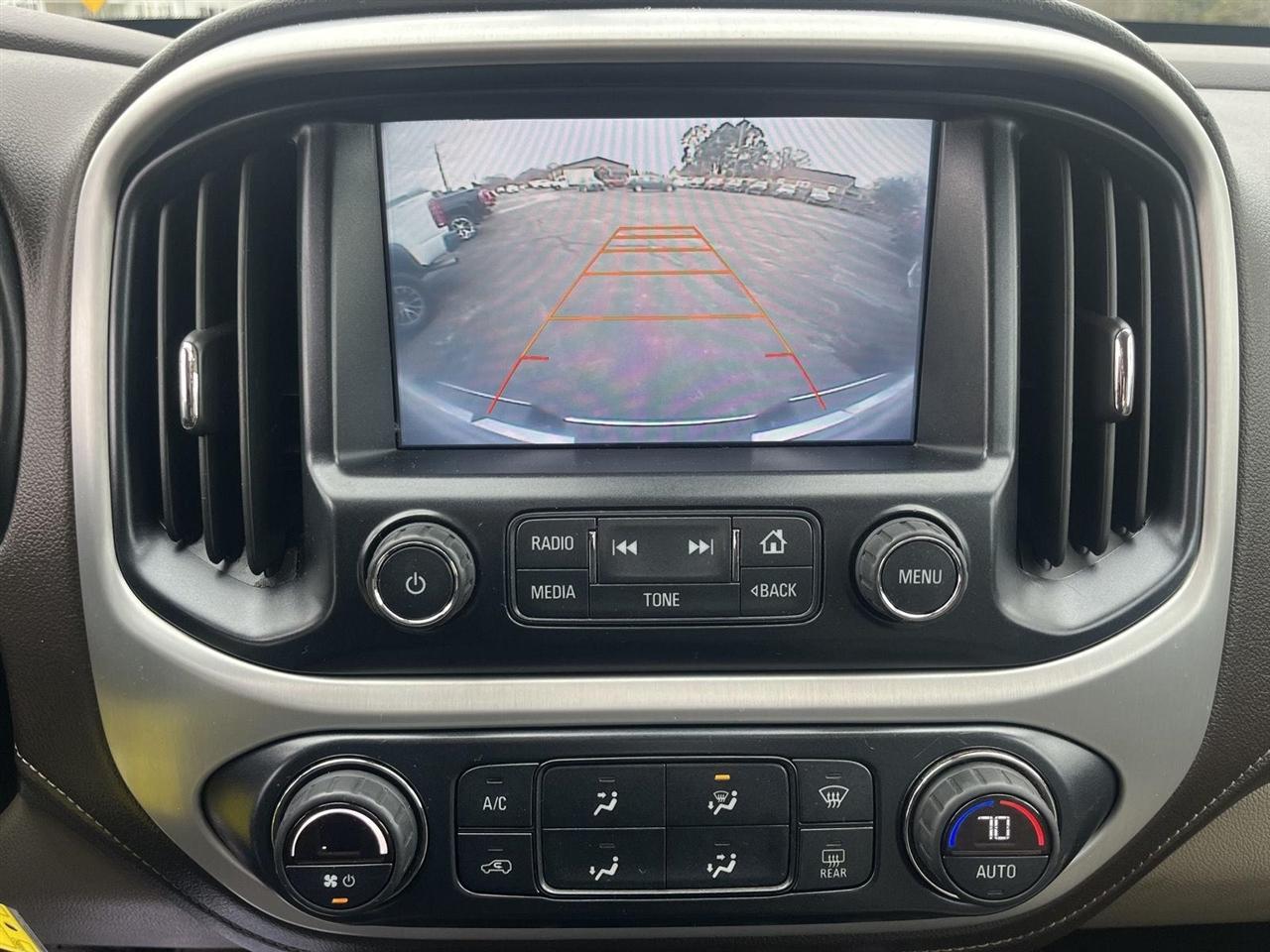 GMC Canyon SLT Crew Cab 4WD Short Box 2017