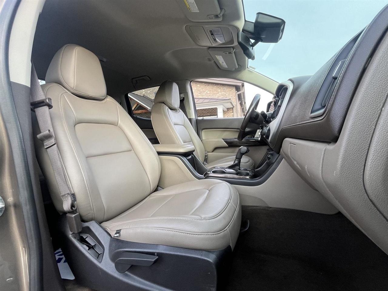 GMC Canyon SLT Crew Cab 4WD Short Box 2017