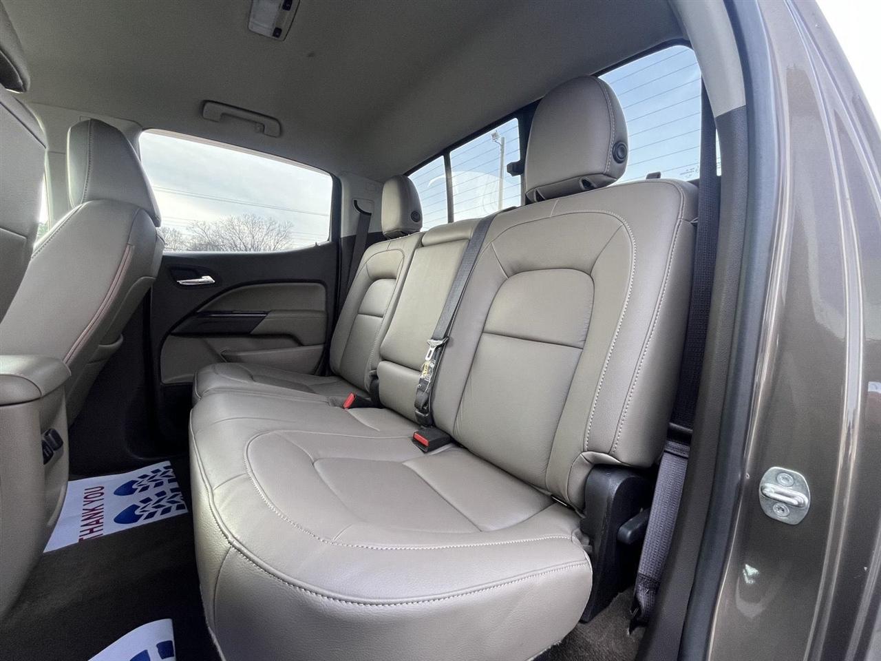 GMC Canyon SLT Crew Cab 4WD Short Box 2017