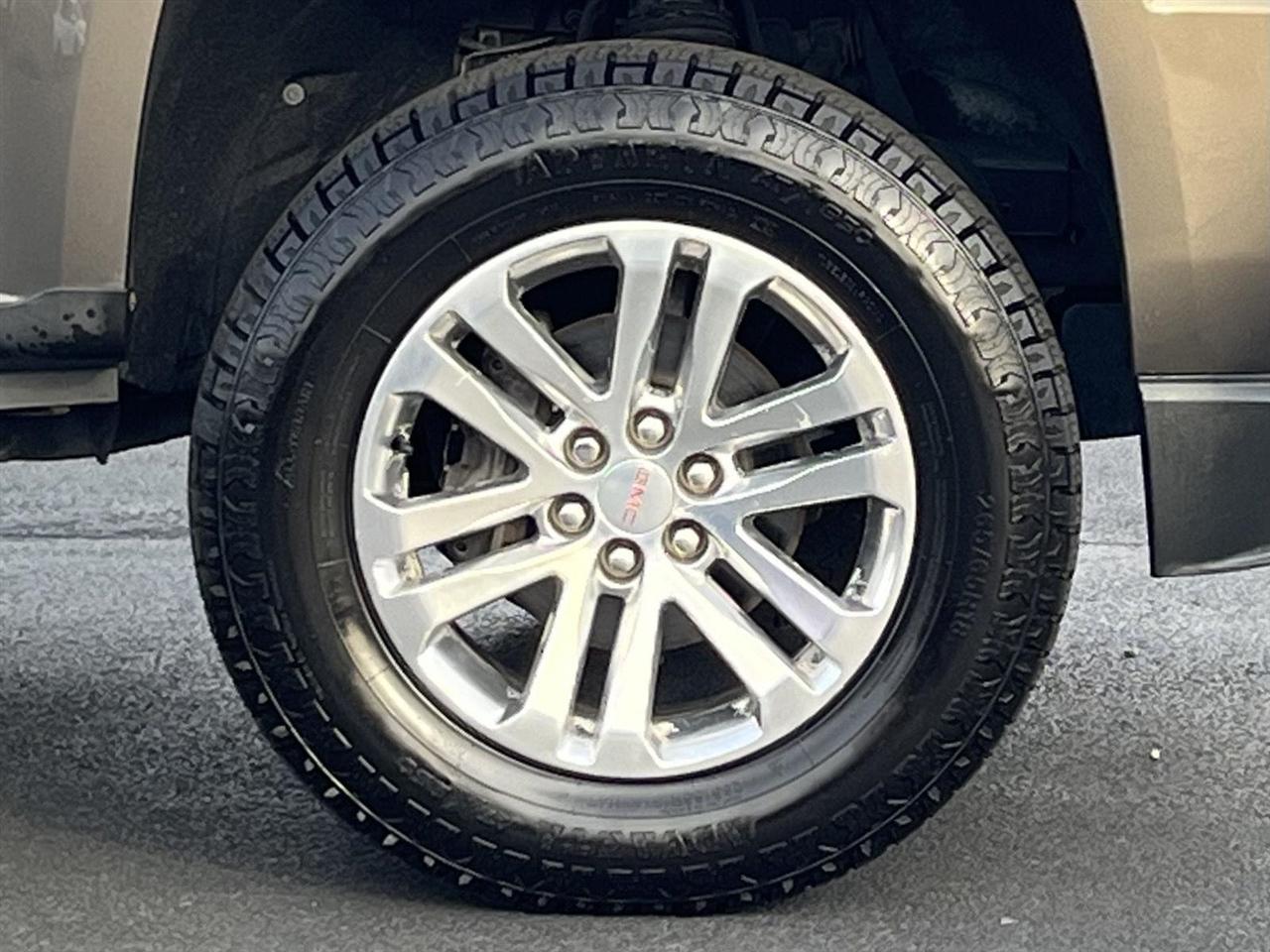 GMC Canyon SLT Crew Cab 4WD Short Box 2017