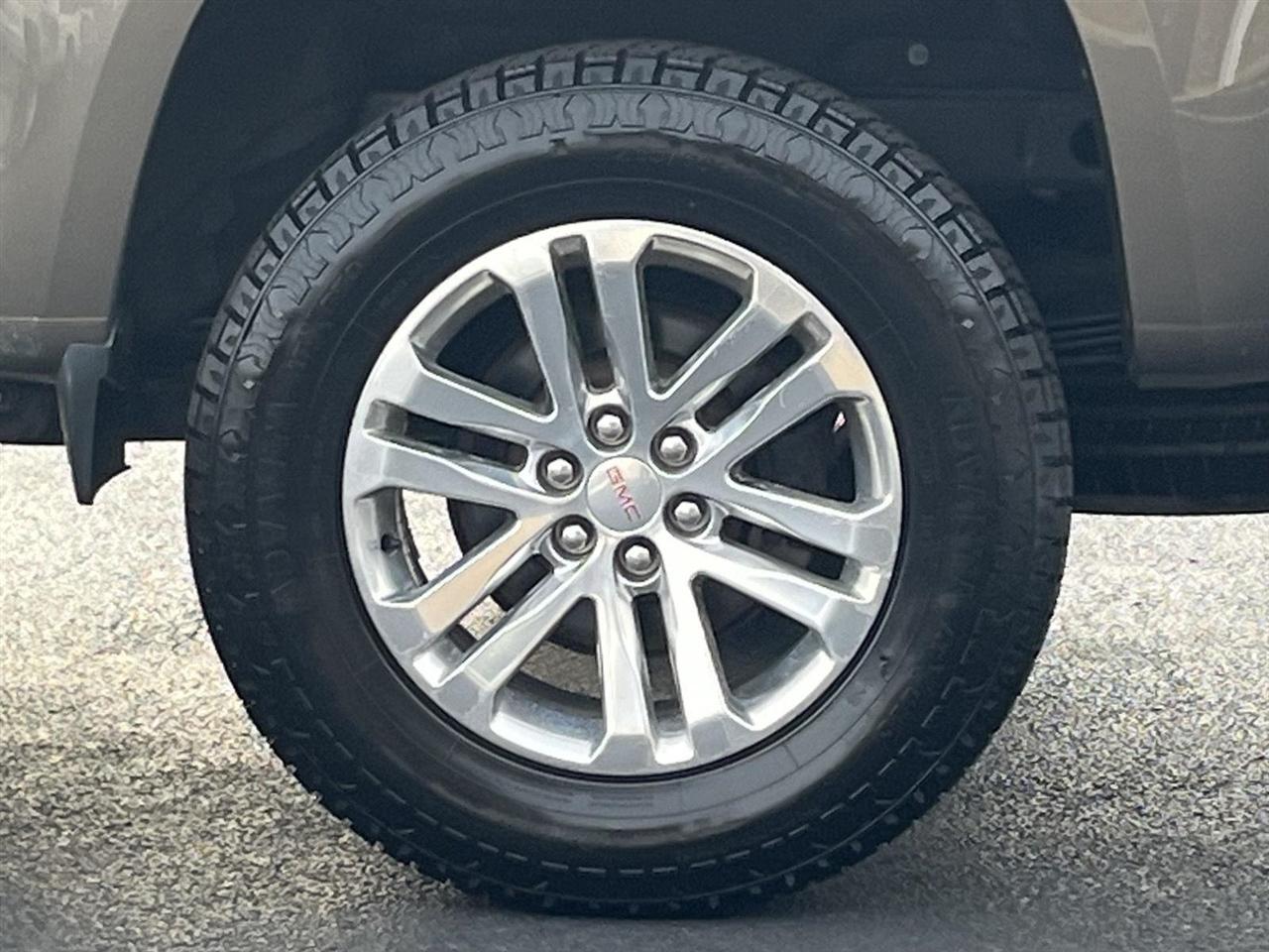 GMC Canyon SLT Crew Cab 4WD Short Box 2017