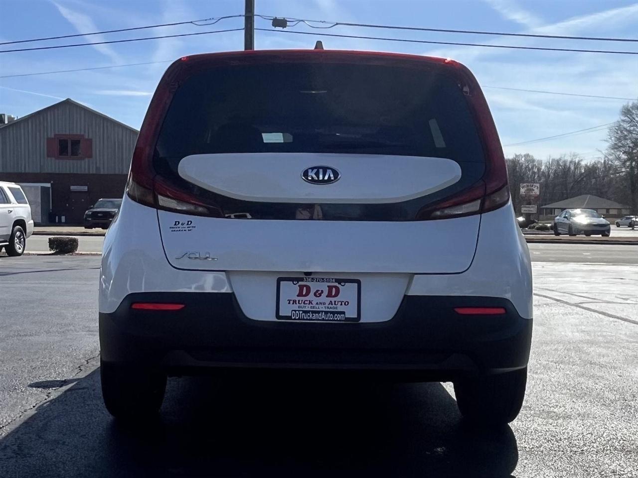 Kia Soul LX 2020