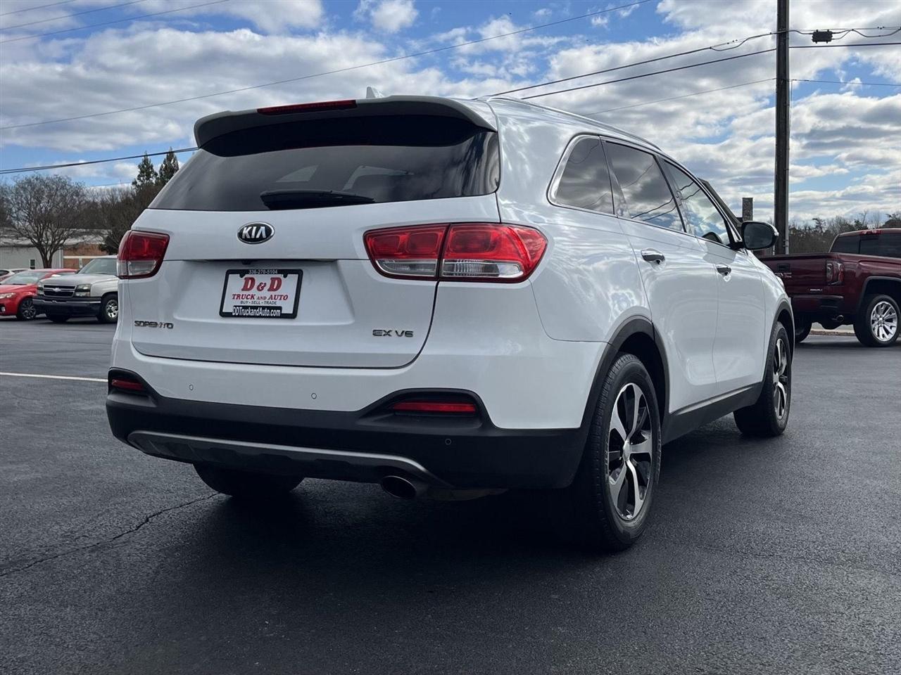 Kia Sorento EX V6 2WD 2018