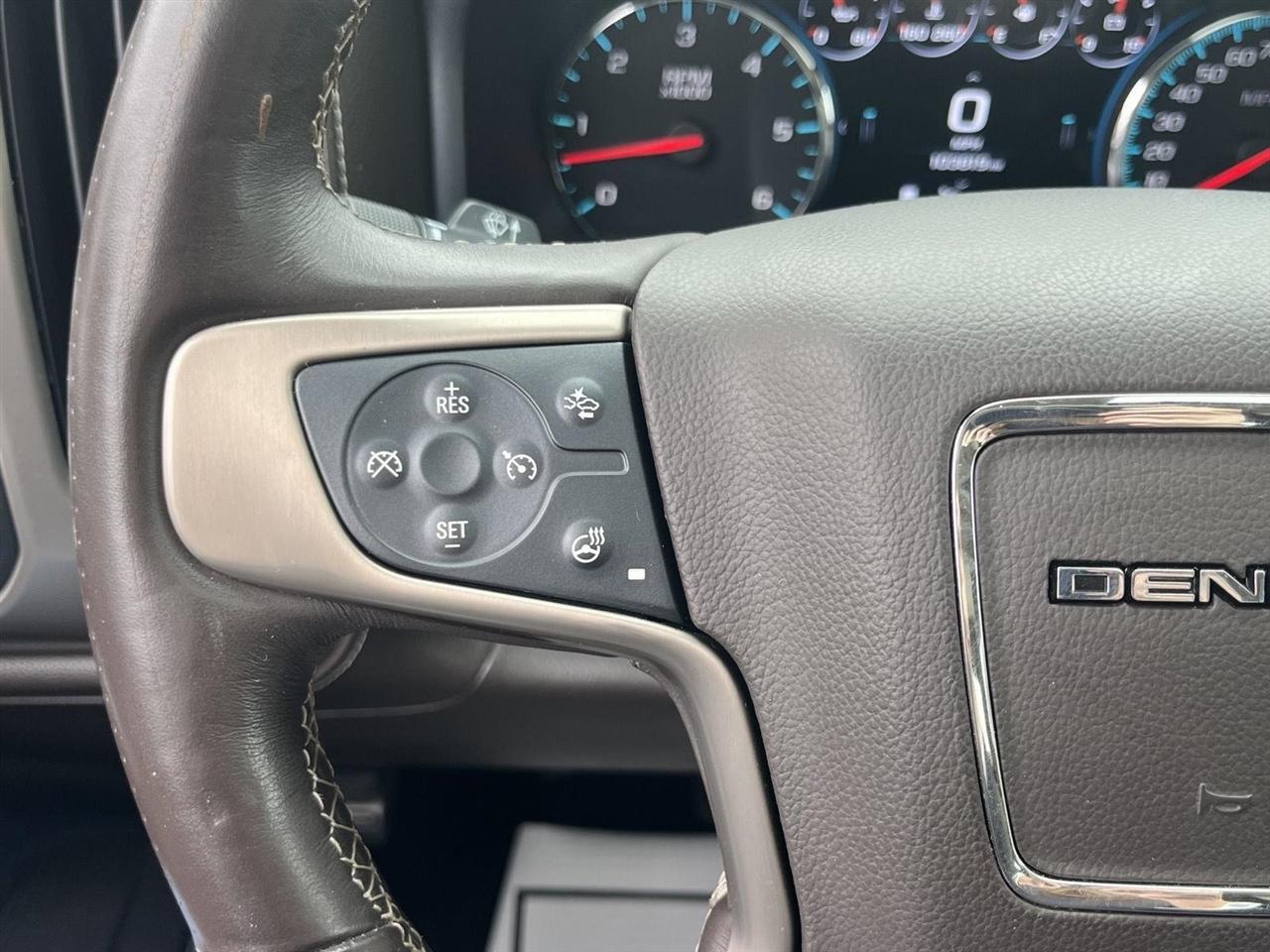 GMC Sierra 1500 Denali Crew Cab Long Box 4WD 2017