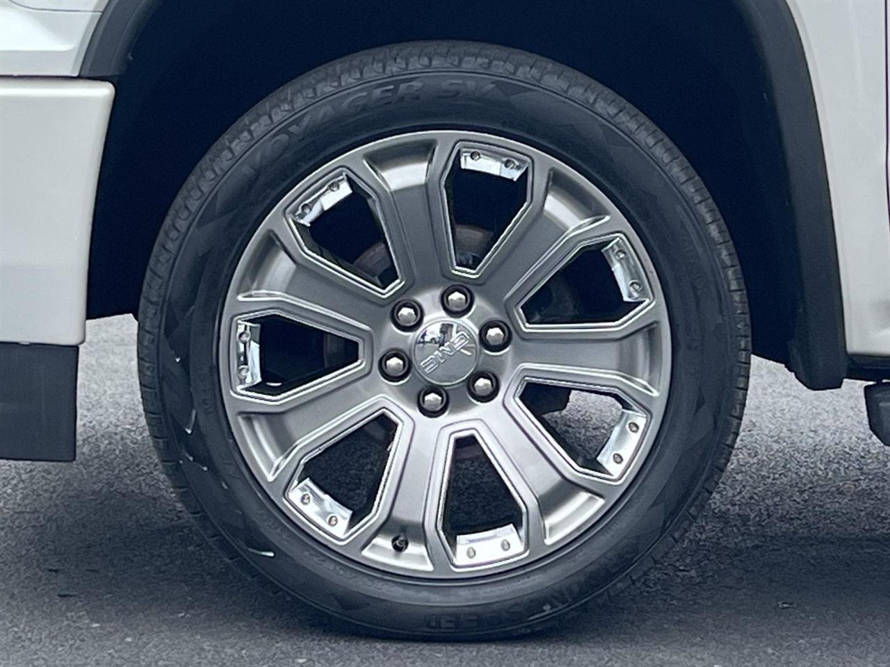 GMC Sierra 1500 Denali Crew Cab 4WD 2017