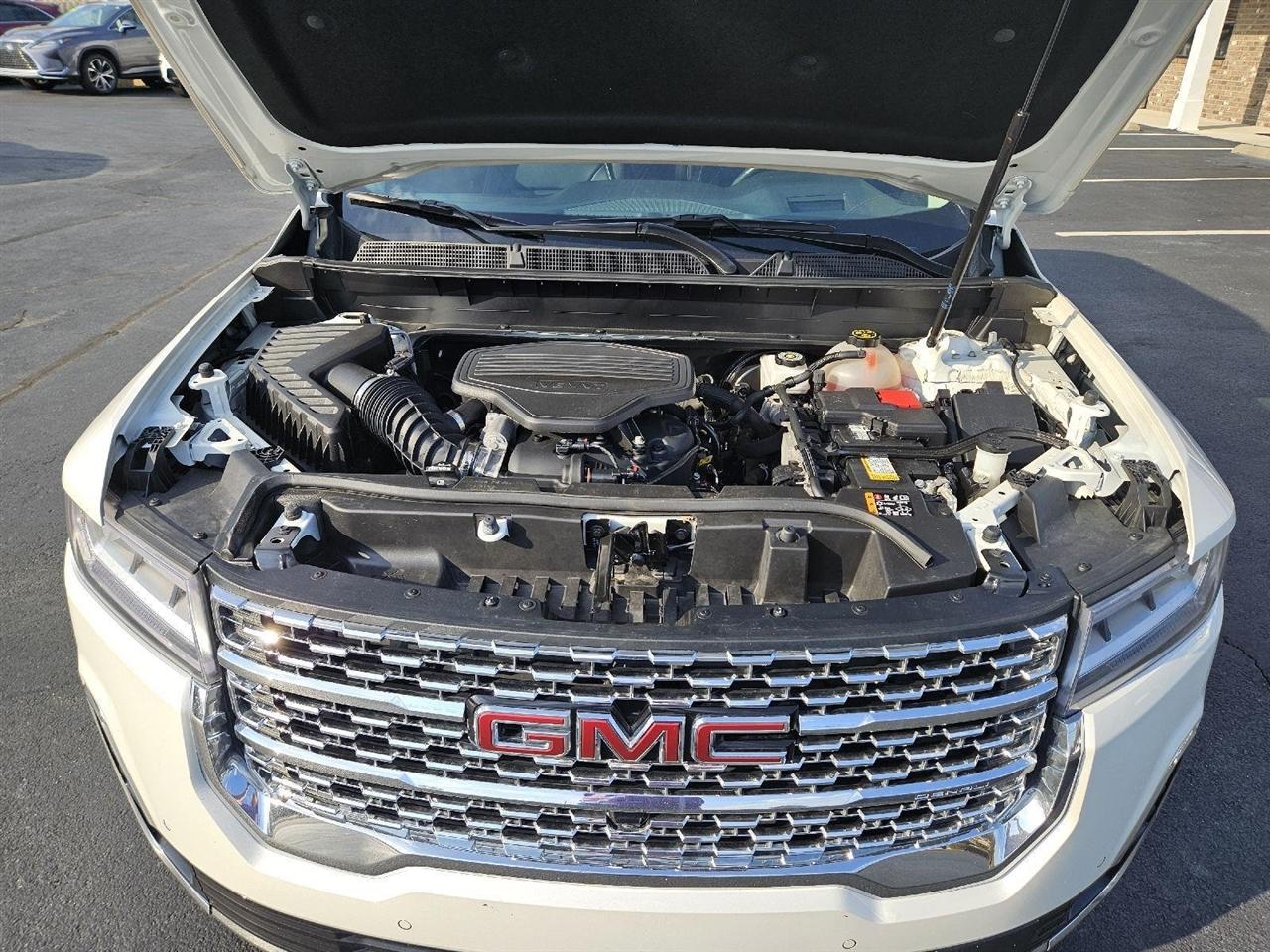 GMC Acadia Denali AWD 2020