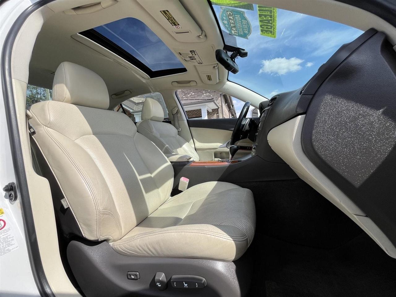 Lexus IS IS 250 6-Speed Manual 2009