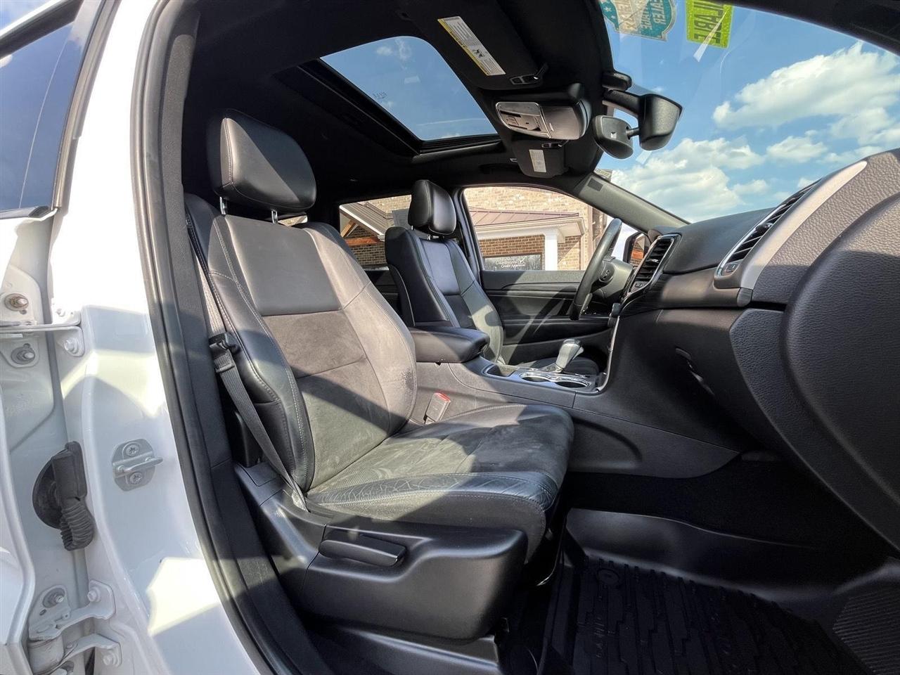 Jeep Grand Cherokee Laredo 2WD 2019