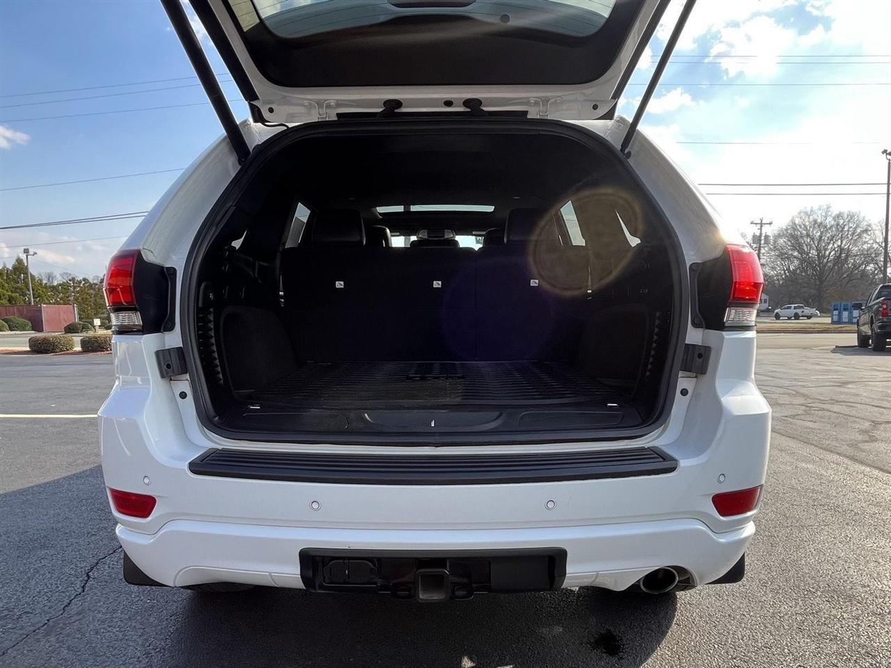 Jeep Grand Cherokee Laredo 2WD 2019