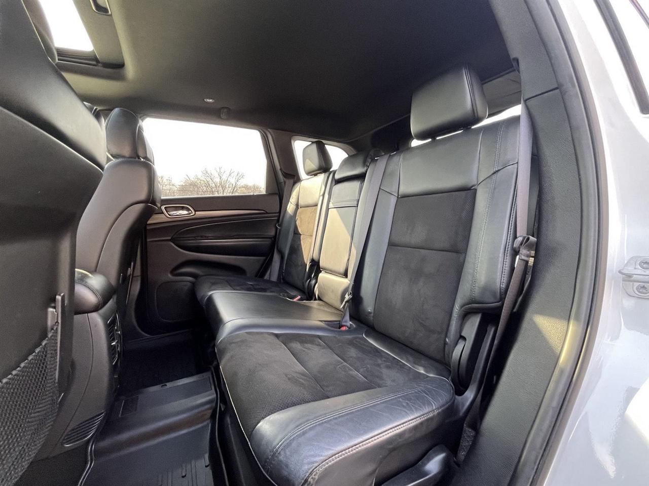 Jeep Grand Cherokee RWD 4dr Laredo Altitude 2019