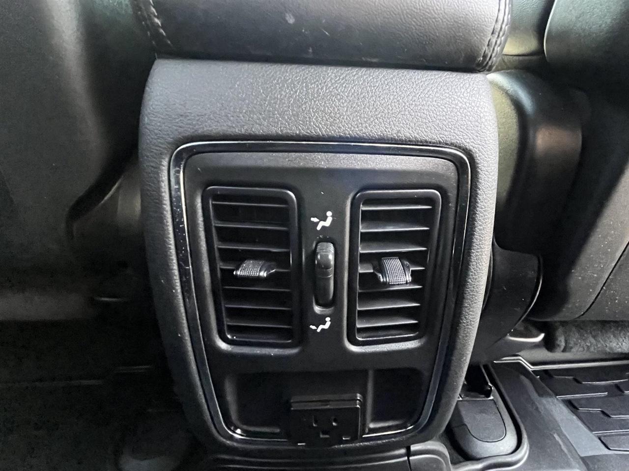 Jeep Grand Cherokee RWD 4dr Laredo Altitude 2019