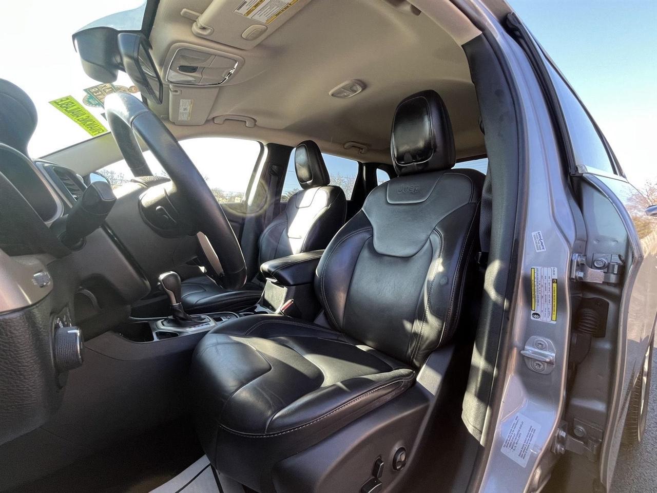 Jeep Cherokee Limited FWD 2016