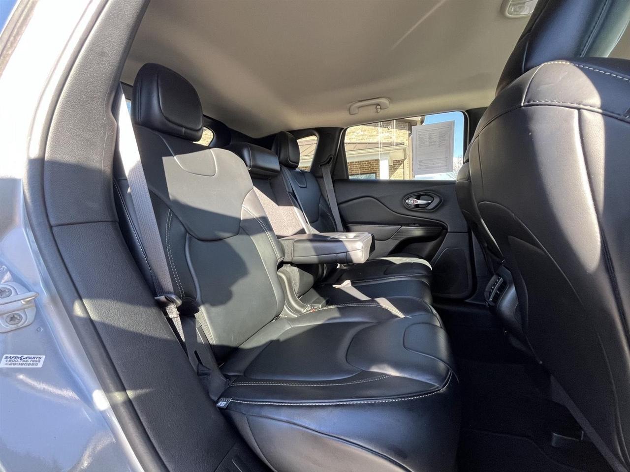 Jeep Cherokee Limited FWD 2016