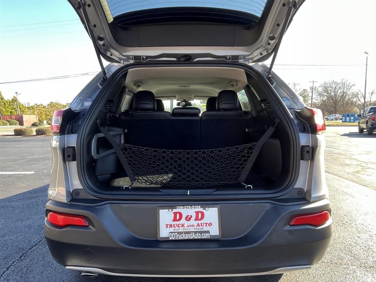 Jeep Cherokee Limited FWD 2016