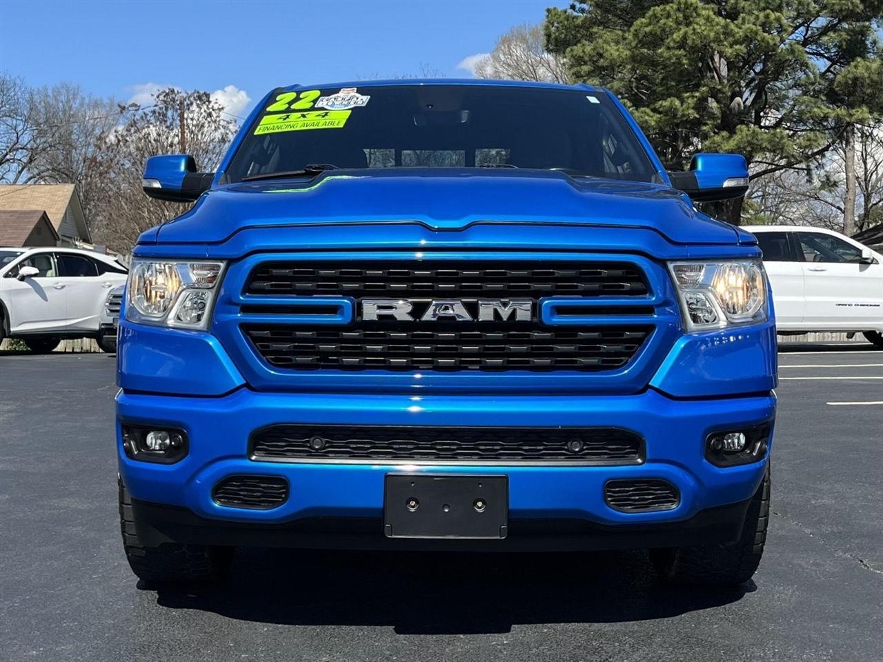 RAM 1500 Big Horn Crew Cab SWB 4WD 2022