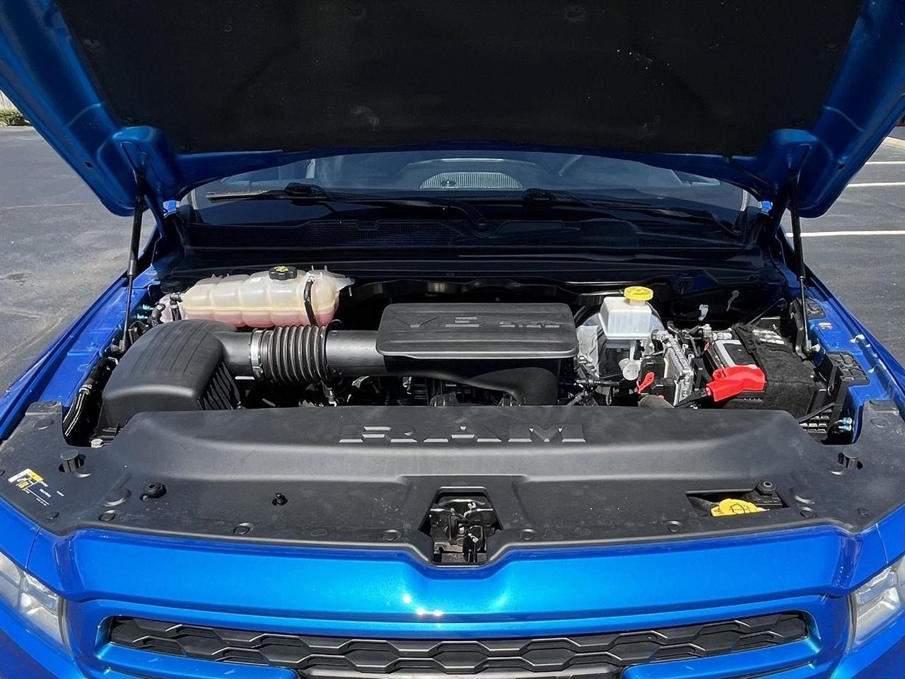 RAM 1500 Big Horn Crew Cab SWB 4WD 2022