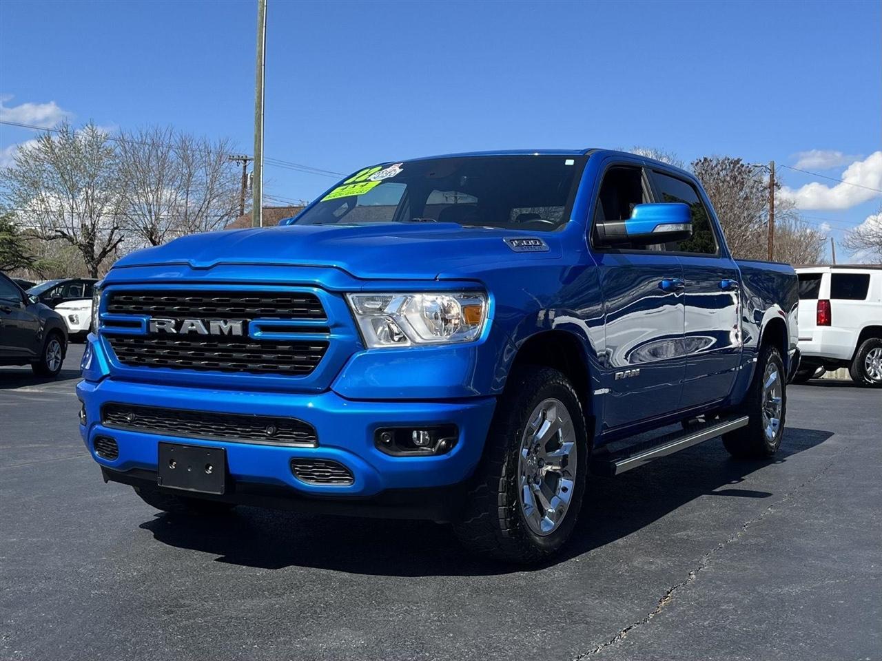 RAM 1500 Big Horn Crew Cab SWB 4WD 2022