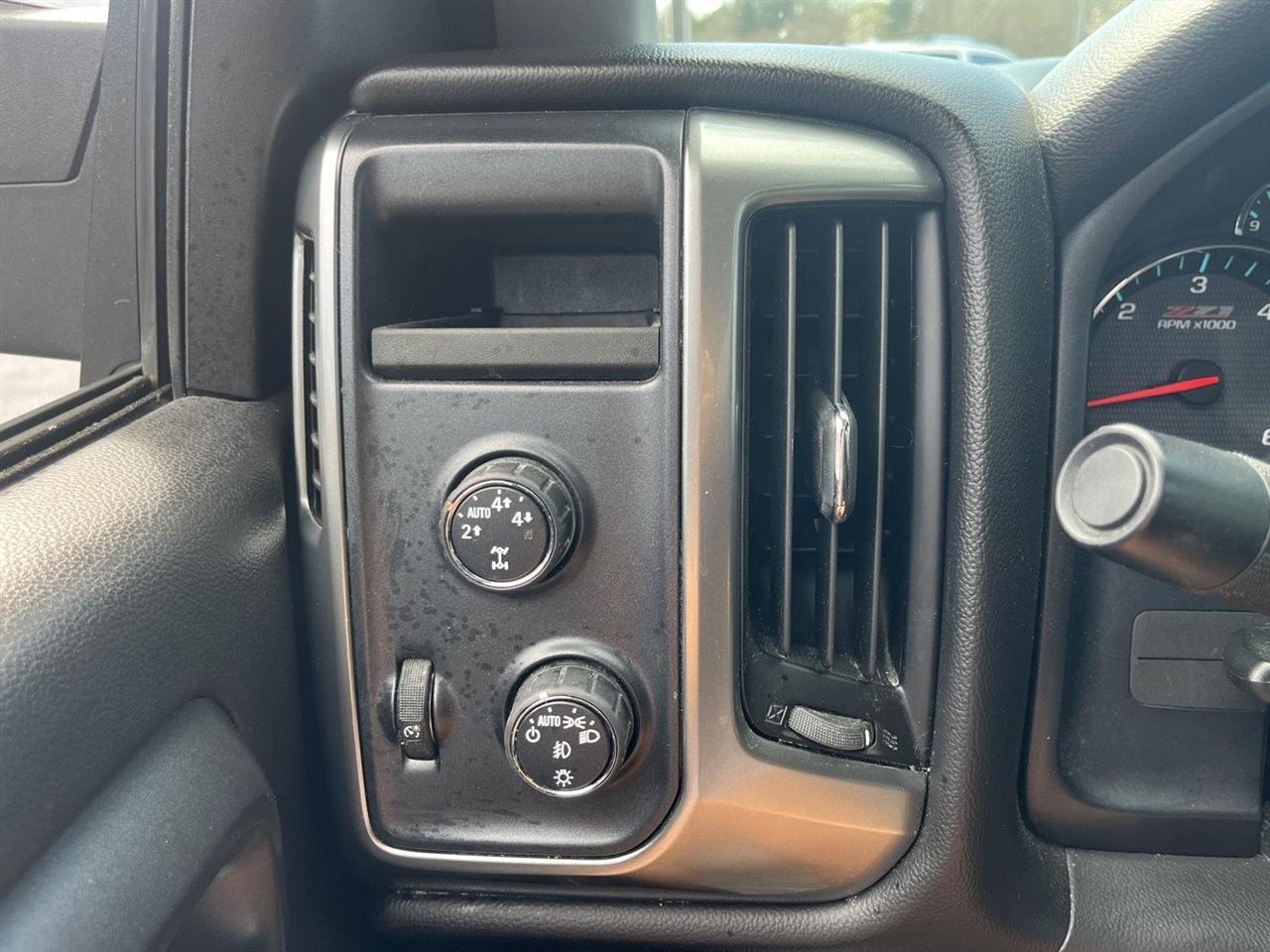 Chevrolet Silverado 1500 LT Z71 Crew Cab 4WD 2015