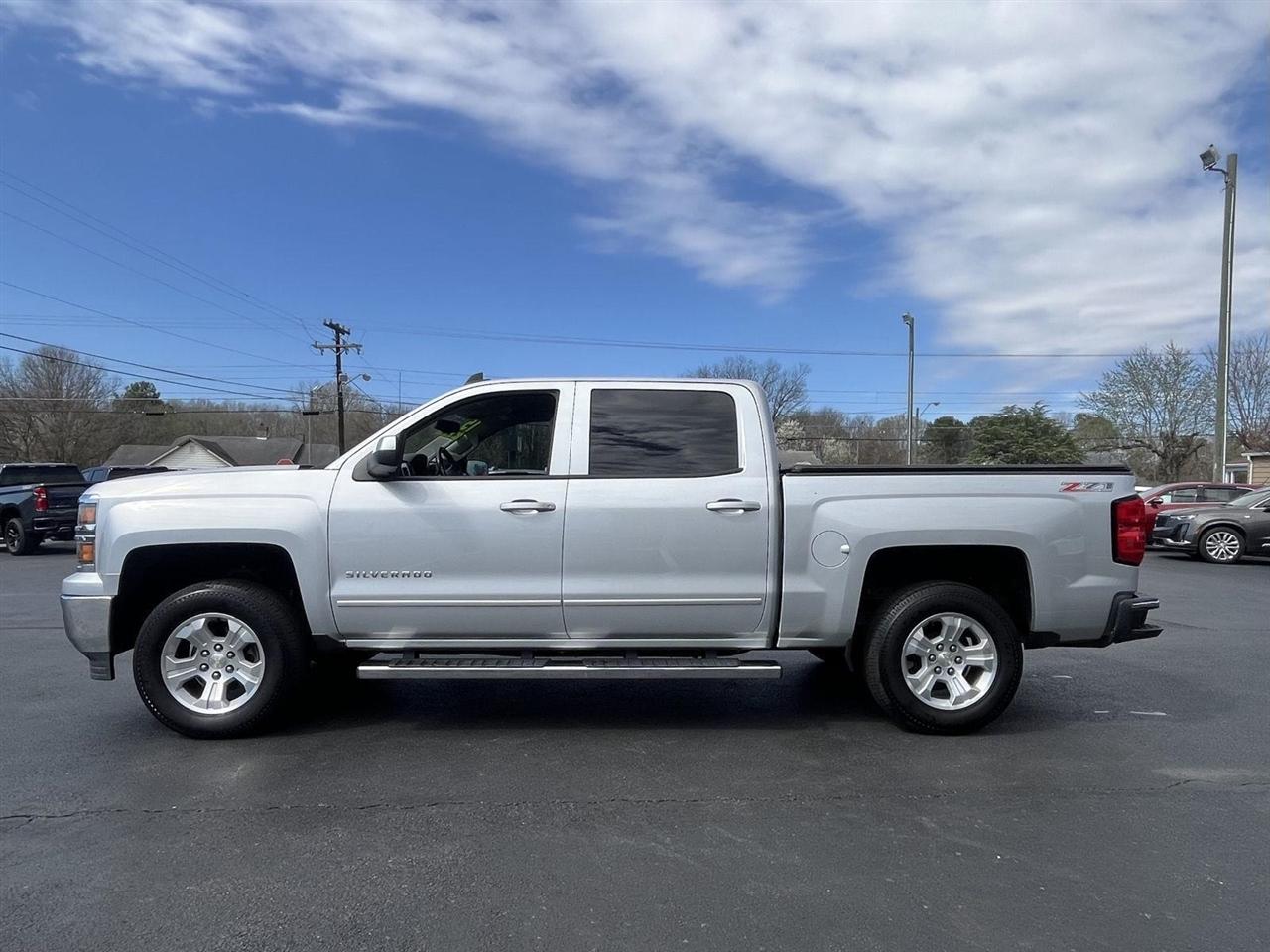 Chevrolet Silverado 1500 LT Z71 Crew Cab 4WD 2015